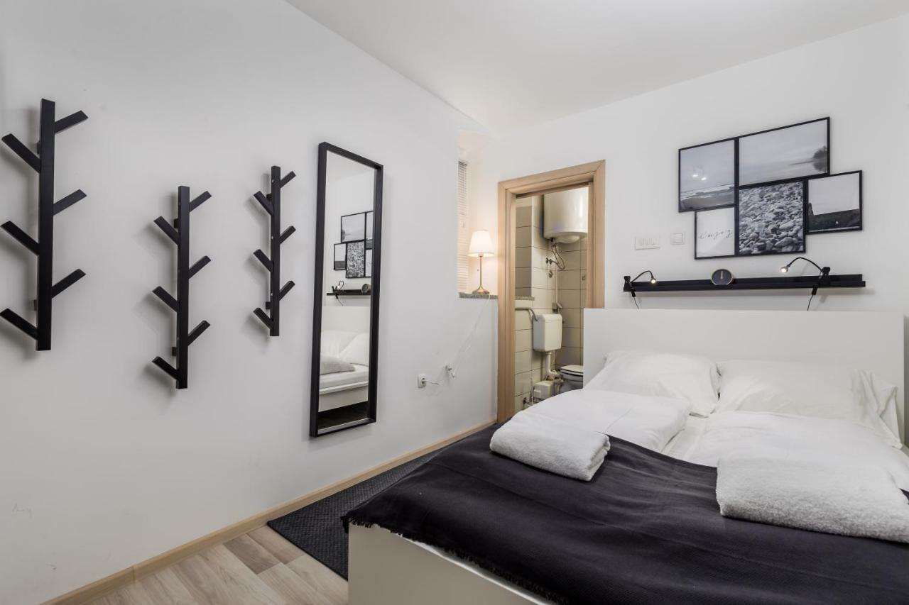 Room Andrea Rijeka Eksteriør billede